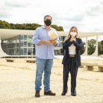 Parabolica_Luiz Eduardo Passeado e Vanessa Mendonça – Crédito da foto Gustavo Alcântara