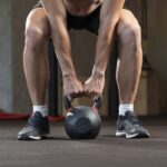close-up-man-doing-crossfit-workout
